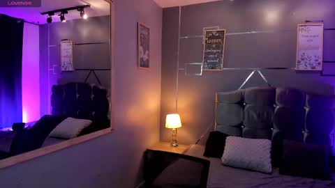 Snapshot of chrristopher77 chatting on 10.22.25 chrristopher77 online show from 10.22.25