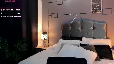 Snapshot of chrristopher77 chatting on 11.27.25 chrristopher77 online show from 11.27.25