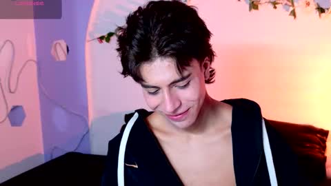 Snapshot of chrristopher77 chatting on 11.29.25 chrristopher77 online show from 11.29.25