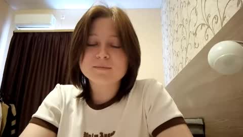 Snapshot of chrystaleberhart chatting on 11.15.25 Crista online show from 11.15.25