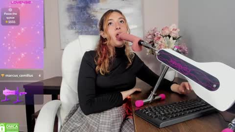 Snapshot of chubby_vaniie_ chatting on 12.18.24 Vanesa online show from 12.18.24