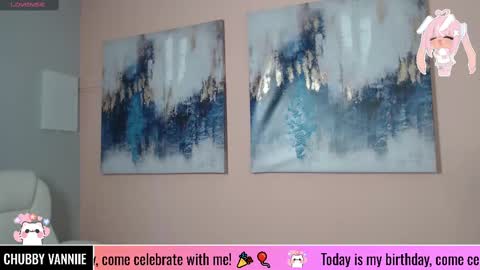 Snapshot of chubby_vaniie_ chatting on 03.10.25 Vanesa online show from 03.10.25