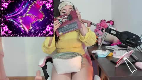 Snapshot of chubby_vaniie_ chatting on 10.21.25 Vanesa online show from 10.21.25