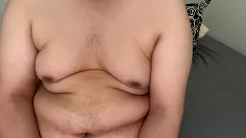 Snapshot of chubbytiny69 chatting on 10.01.25 chubbytiny69 online show from 10.01.25