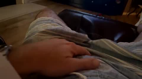 chucktownguy81 online show from 01.01.25