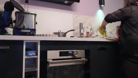 Jessica online show from 04.05.26