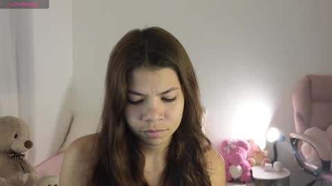 Mia online show from 01.04.25