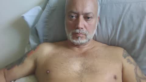 Snapshot of ciggyfet chatting on 10.02.25 ciggyfet online show from 10.02.25