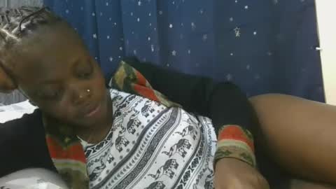 Snapshot of cilia_petite chatting on 02.06.25 cilia petite online show from 02.06.25