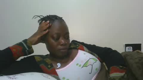 Snapshot of cilia_petite chatting on 02.07.25 cilia petite online show from 02.07.25