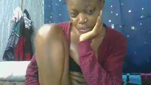 Snapshot of cilia_petite chatting on 02.22.25 cilia petite online show from 02.22.25