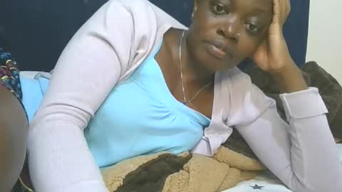 Snapshot of cilia_petite chatting on 09.23.25 cilia petite online show from 09.23.25