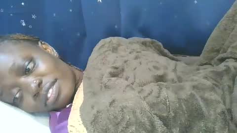 Snapshot of cilia_petite chatting on 09.30.25 cilia petite online show from 09.30.25