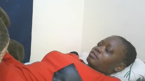 Snapshot of cilia_petite chatting on 11.13.25 cilia petite online show from 11.13.25