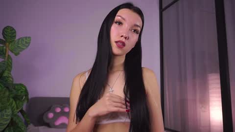 Snapshot of cinacandy chatting on 11.03.25 L online show from 11.03.25