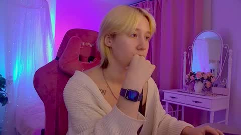 Cin Bellamy online show from 10.22.25