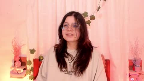 Snapshot of cinderella_lewis chatting on 02.15.25 Sofi Eva and Mey online show from 02.15.25