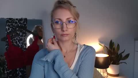 Cinderella online show from 04.02.26