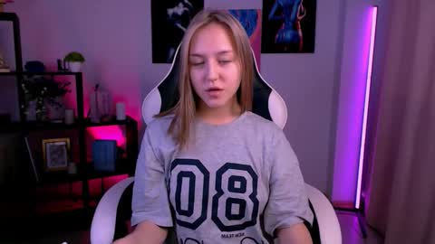 Snapshot of cindylovesmith chatting on 02.11.26 cindylovesmith online show from 02.11.26