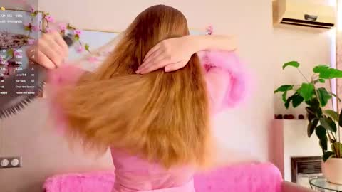 Snapshot of cindyreming01 chatting on 09.12.25 indy online show from 09.12.25