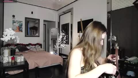 Cindy online show from 12.14.25