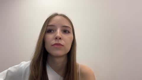 Aurora online show from 04.15.26