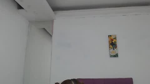 Snapshot of cinthyagomez6 chatting on 01.24.25 cinthyagomez6 online show from 01.24.25