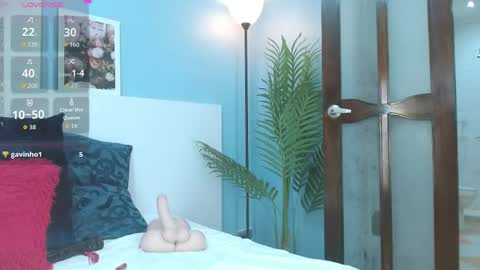 Cintia Hills online show from 04.14.26