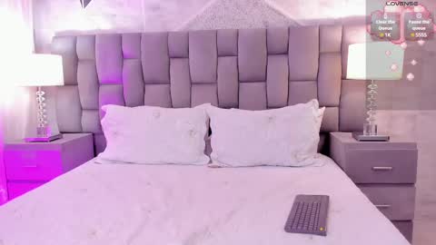 Snapshot of cintiacolins chatting on 02.25.25 CintiaCollins online show from 02.25.25