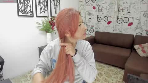 Snapshot of cintiagreyx chatting on 02.09.25  CINTIA  online show from 02.09.25