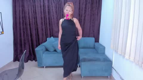  CINTIA  online show from 11.24.25