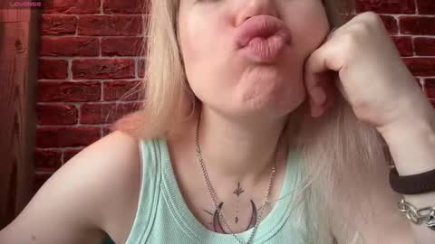 citrusblissss online show from 11.11.25