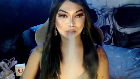 QUEEN CESS online show from 12.19.25