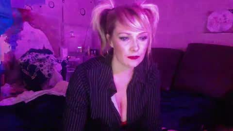 cj_wunderlust online show from 10.08.25