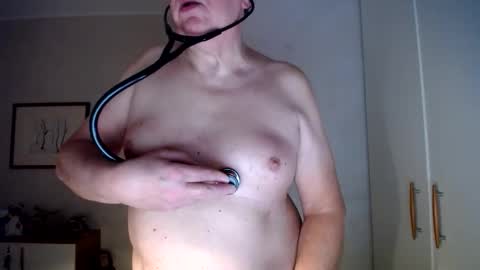 Snapshot of clacock chatting on 12.16.25 clacock online show from 12.16.25