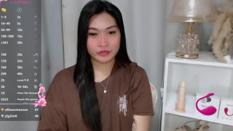 Snapshot of claire_wntr chatting on 07.04.26 CLAIRE online show from 07.04.26