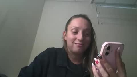 Snapshot of clairebearx3 chatting on 10.22.25 clairebearx3 online show from 10.22.25