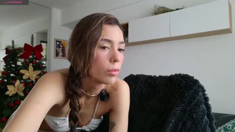 clairevarhol online show from 11.16.25