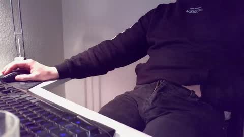 clamshive7 online show from 03.25.26