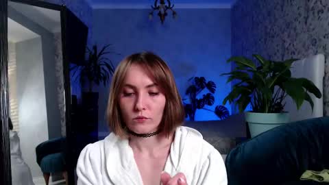 Snapshot of clara_bendover chatting on 02.16.25 Clara online show from 02.16.25