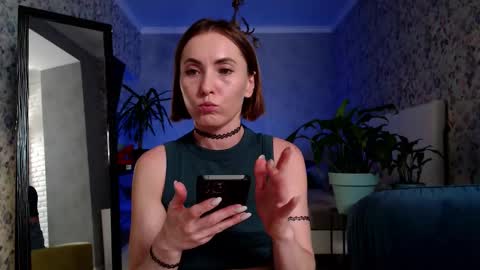 Snapshot of clara_bendover chatting on 09.13.25 Clara online show from 09.13.25