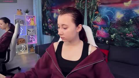 clarabenson online show from 09.23.25