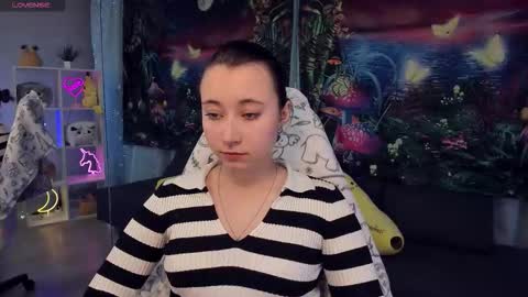 clarabenson online show from 10.03.25