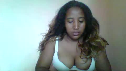 Clarah0123 online show from 03.04.25