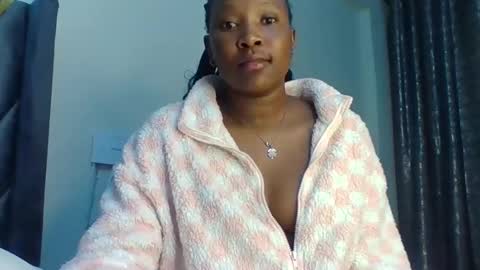 clara11 online show from 02.25.26