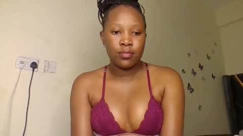 clara11 online show from 04.11.26