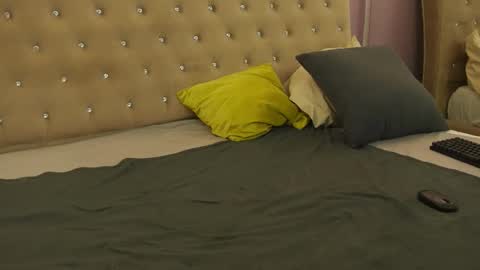 Clara online show from 02.15.26