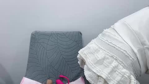 Clari online show from 10.25.25