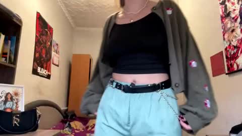 Karolina online show from 02.26.26