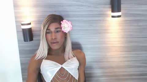 clarissaadhams online show from 06.22.26